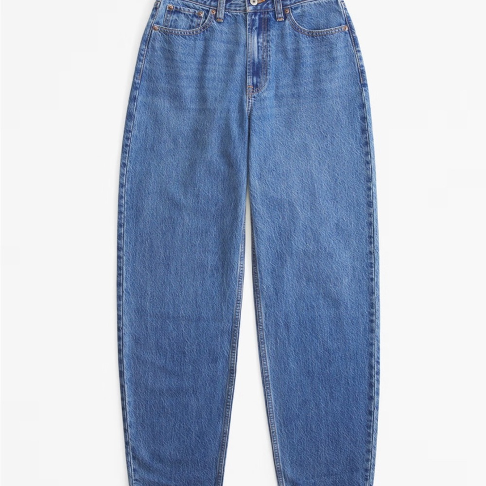 Abercrombie & Fitch High Rise Tapered Jean